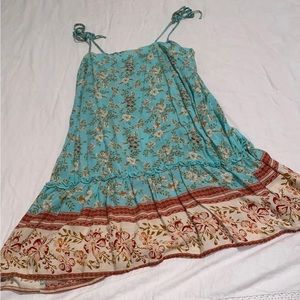 Never worn mini ditsy floral mini dress!